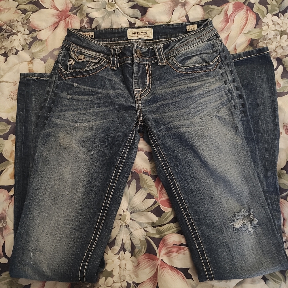 Buckle Blue Jeans with Embroidered Back and Distressed Wash - Picture 2 of 7